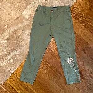Gap olive khakis